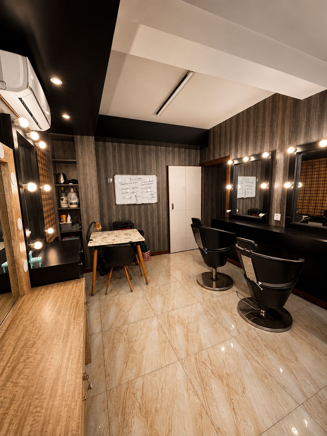 Makeup Studio